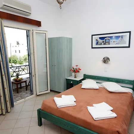 Anna Platanou Hotel *