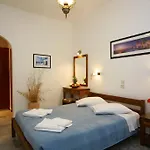 Anna Platanou Hotel