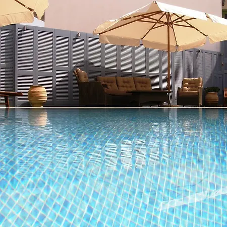 Anna Platanou Hotell