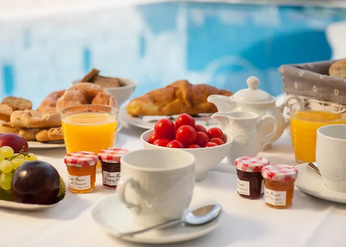 Hotell Anna Platanou *