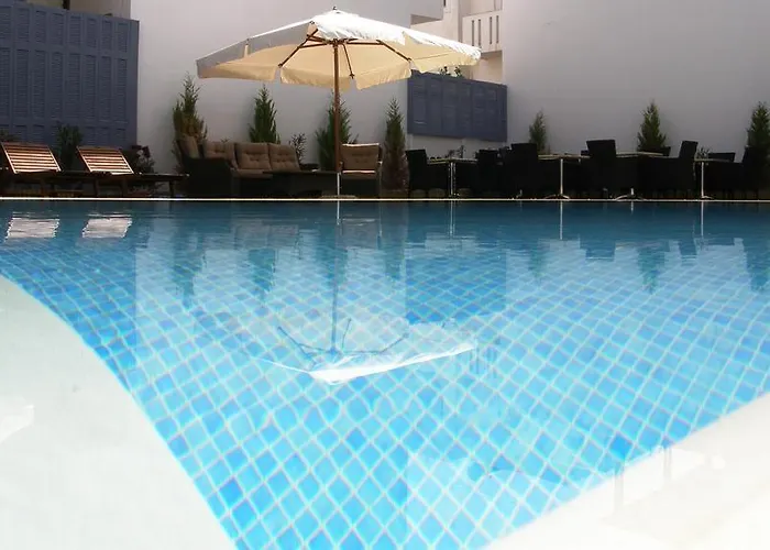 Hotel Anna Platanou Paro